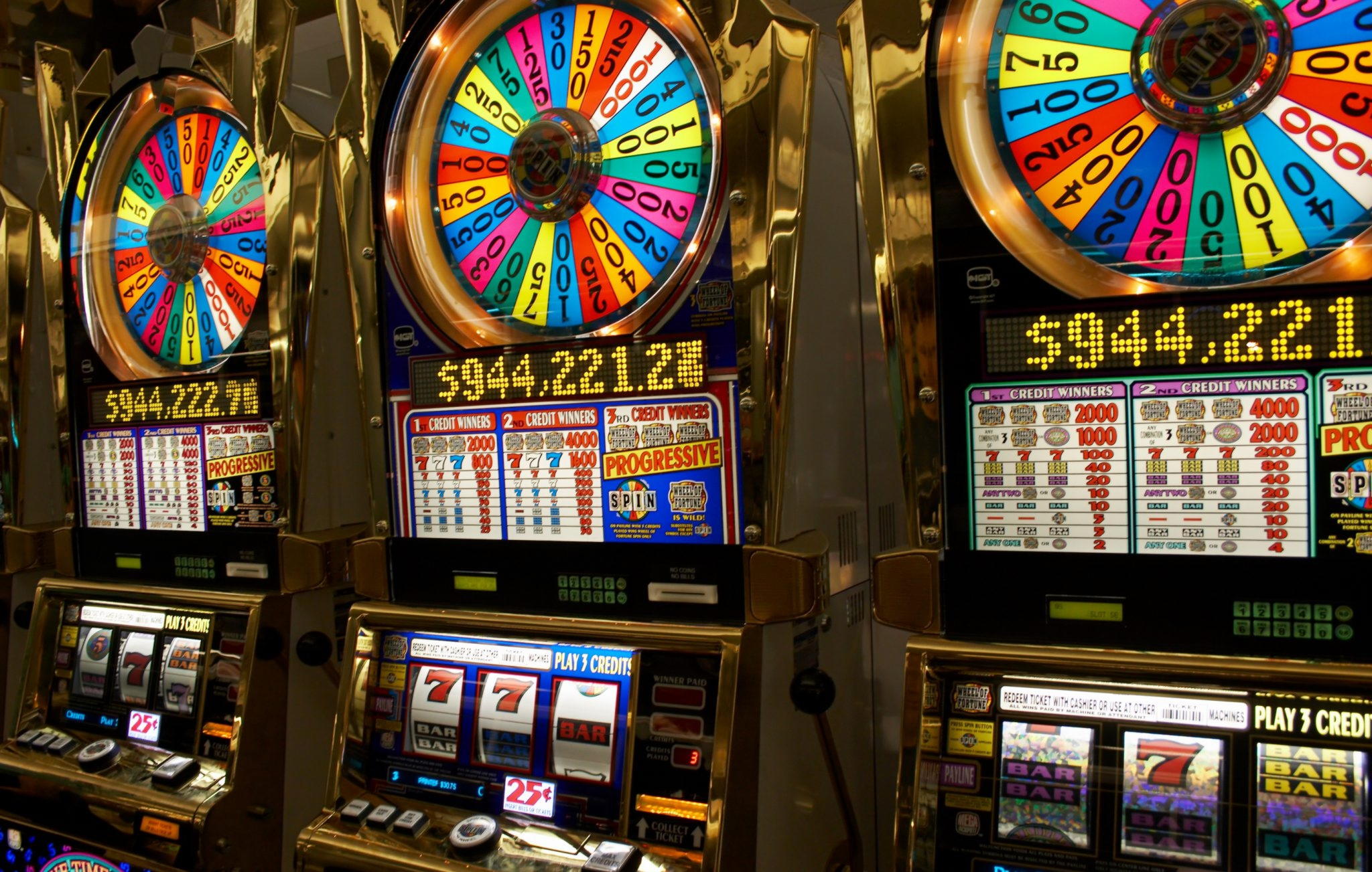 370 € darmowej gotówki w kasynie Royal Vegas